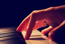 28圈:鲁媒:被沙特双杀不丢人,但国足需要重新完成“自身定位”.